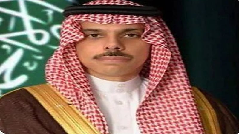 وزير الخارجية يتلقى اتصالاً هاتفياً من وزير الخارجية اليمني