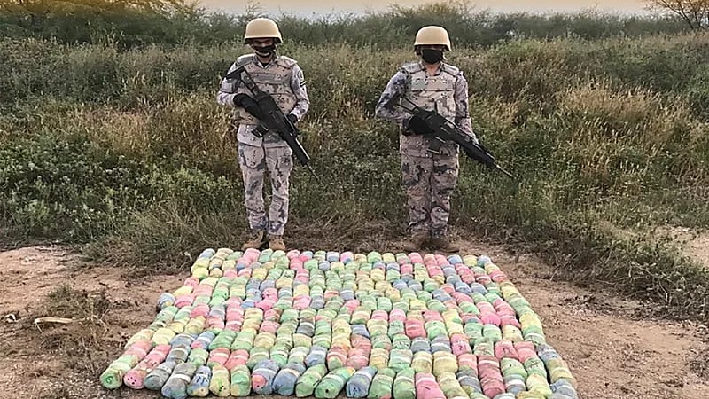 إحباط محاولات تهريب 352 كيلو جرامًا من مادة الحشيش المخدر في 3 مناطق