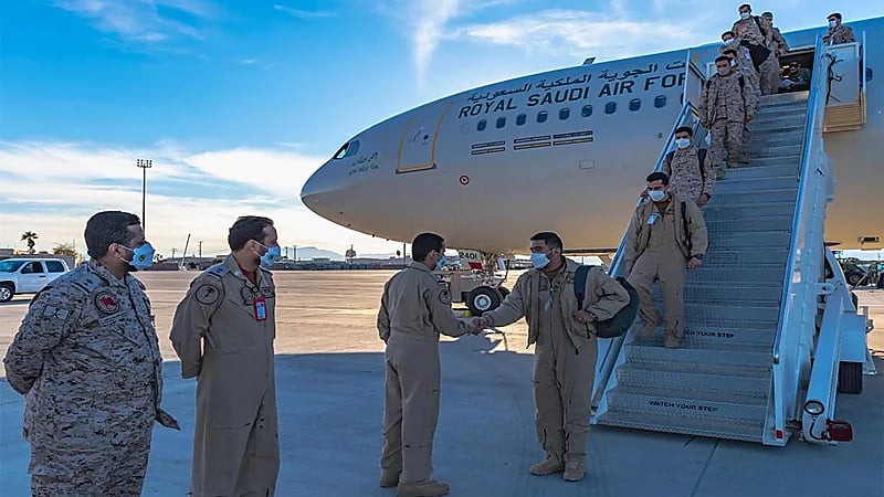 بالفيديو.. وصول القوات الجوية الملكية لأمريكا للمشاركة في تمرين "العلم الأحمر"