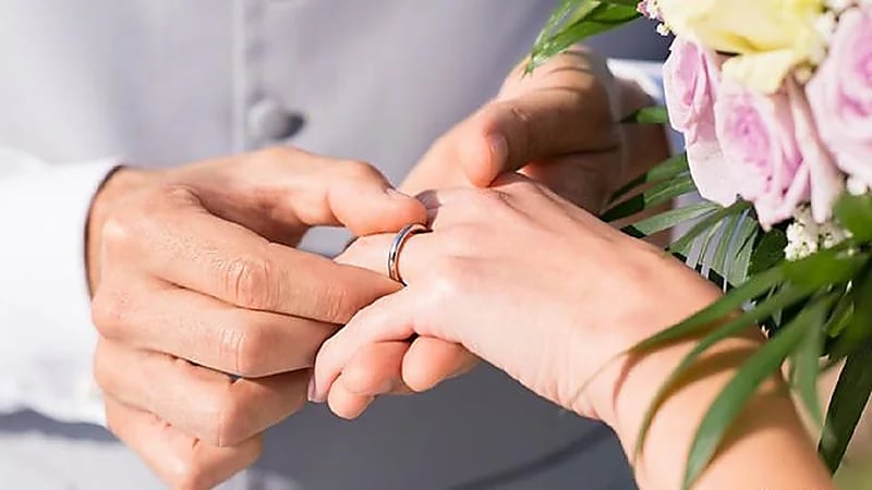 مصر: السجن والغرامة عقوبة الزواج الثاني بدون علم الأولى