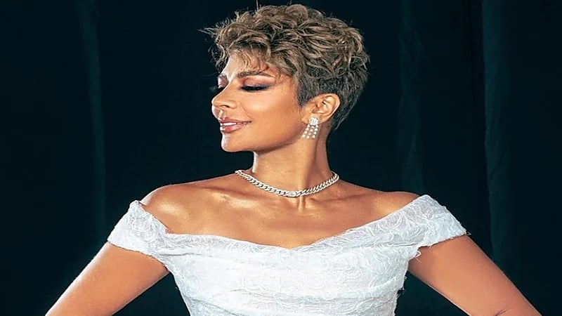 بالصور.. أصالة تخطف الأنظار بإطلالة جديدة