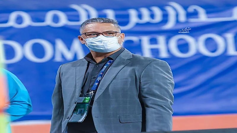 النصر يقترب من ميكالي بعد إقالة مينيز