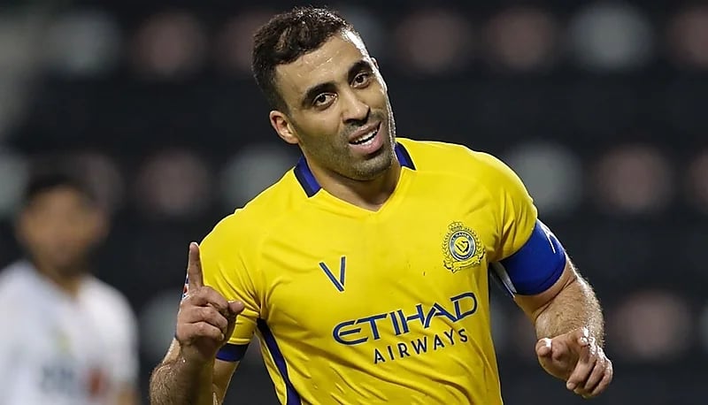 "حمد الله" يبتعد عن النصر بعد "عبدالغني وبيدرو"