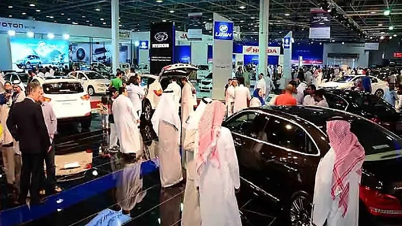 انطلاق فعاليات معرض جدة الدولي للسيارات