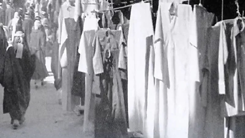 بالفيديو.. نمط السوق والدكاكين في الدولة السعودية الأولى