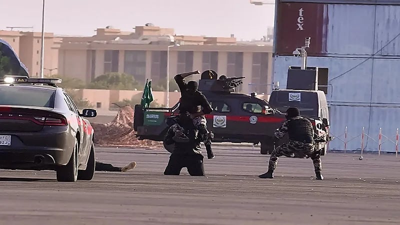 بالصور.. استعراضات بطابع مسرحي في التمرين التعبوي "وطن 91"