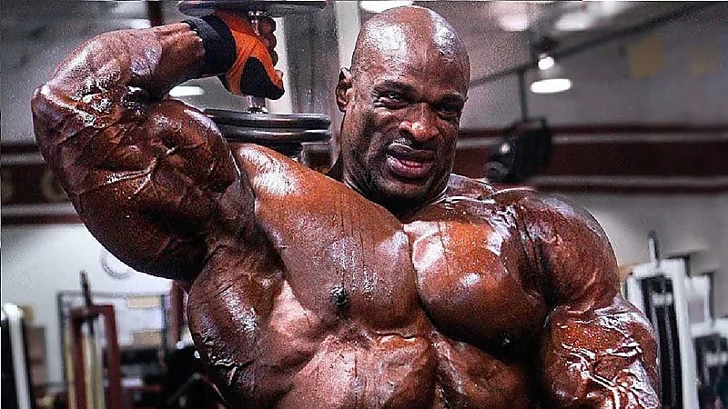 هرمونات سر الموت المفاجئ لأشهر لاعبي كمال الأجسام