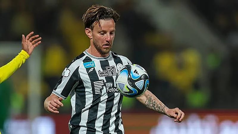 الشباب يخسر جهود راكيتيتش أمام الاتحاد