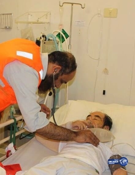 "البحث والانقاذ"  يخلي (ياباني)  تعرض لوعكة صحية من على سفينة عابرة للبحر الأحمر