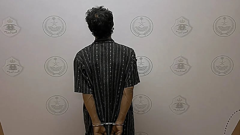 ضبط مواطن لترويجه الأقراص الخاضعة لتنظيم التداول الطبي بالقصيم