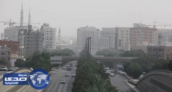 بالصورة.. متشددون يربطون مواطن يمني في عمود إنارة بعدن