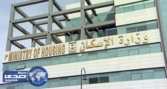 بالفيديو والصور.. الرئيس السيسي يستقبل ولي العهد في مطار القاهرة