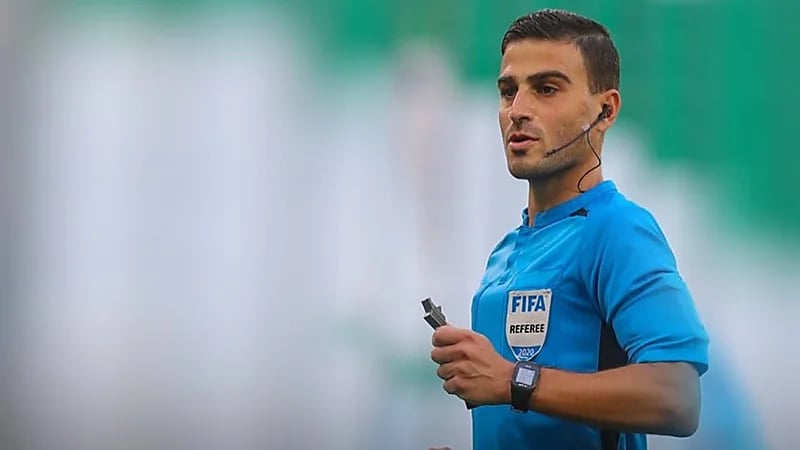 حطاب يدير مباراة السعودية وعمان ضمن تصفيات كأس العالم 