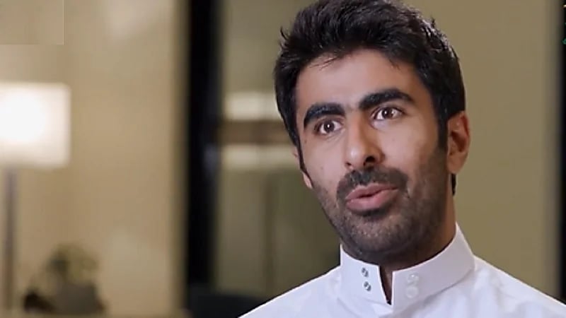 بالفيديو .. شاب يروي تجربته المميّزة في العمل عن بُعد