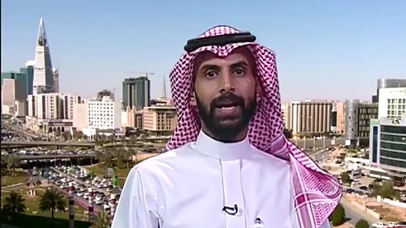 بدر بالعبيد: فرص الهلال في التتويج بالدوري انتهت وسيفوز على الاتحاد في المباراة القادمة (فيديو)