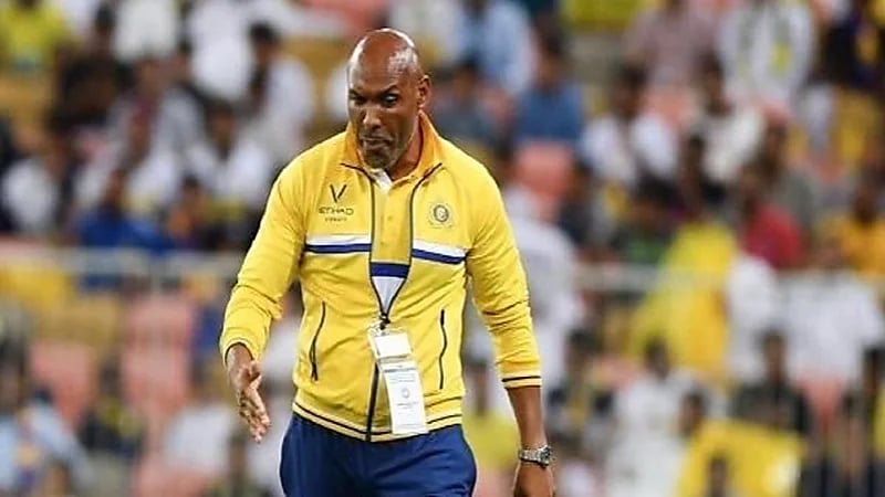 إقالة مدرب بعد ساعتين من تعيينه في الدوري المصري