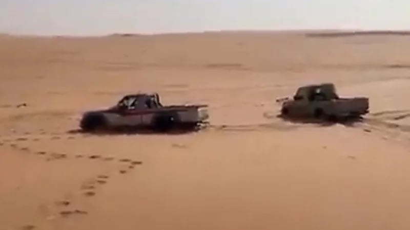 "المسند": الرياضات في صحراء الربع الخالي مصيدة للسيارات.. ومن رأى ليس كمن سمع ( فيديو)