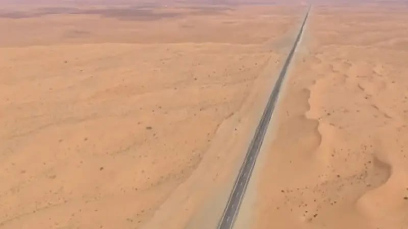 بالفيديو..  افتتاح حركة السير على جزء من طريق حائل رفحاء