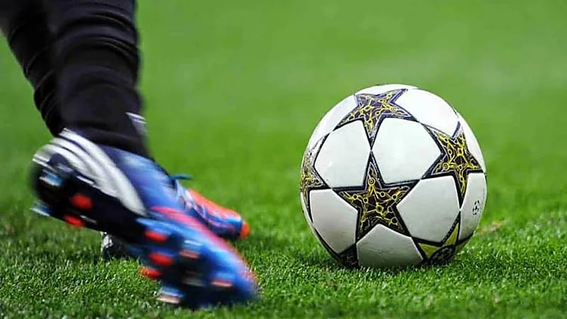 الصحة توضح كيف يتغذى اللاعب وقت المباريات المهمة