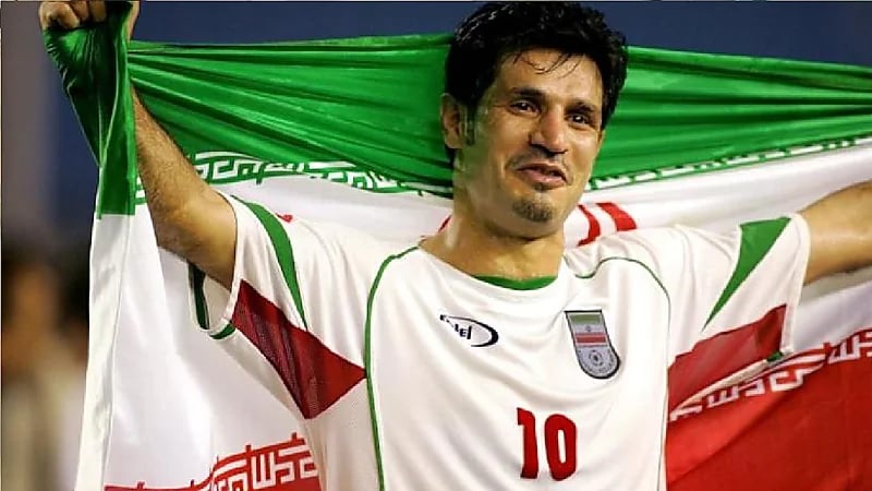 الأسطورة الإيراني علي دائي ممنوع من السفر لحفل "فيفا"