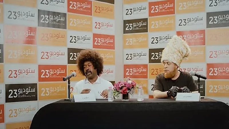 فيديو.. تقليد المصارع الروسي حبيب وكونر أنثوني