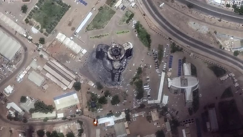 شاهد.. حجم الدمار الناجم عن أحداث الخرطوم بين الجيش السوداني وقوات "حميدتي"