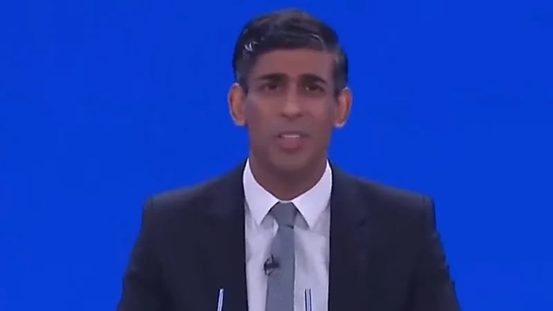 الرجل رجل والمرأة امرأة..رئيس الوزراء البريطاني يهاجم الشواذ والمتحولين جنسياً..فيديو