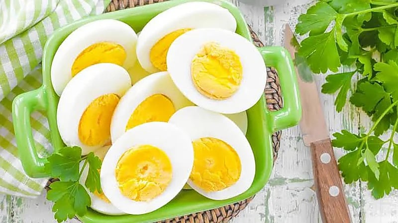 خالد النمر: البيض بريء من ارتفاع الكليسترول