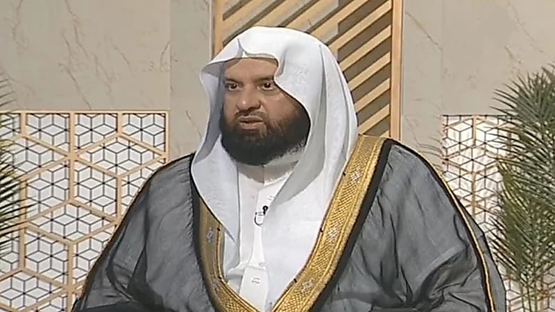 هل يجوز أداء العمرة بنية إهداء ثوابها لشخص متوفى.. السند يجيب.. فيديو