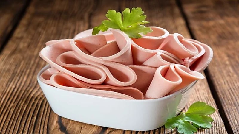 أخصائية التغذية: المارتديلا به أسوء أنواع البروتين.. فيديو