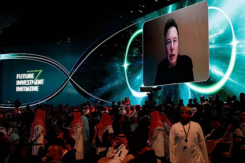  إيلون ماسك: بحلول عام  2040 ستتجاوز الروبوتات "المؤنسنة" عدد البشر