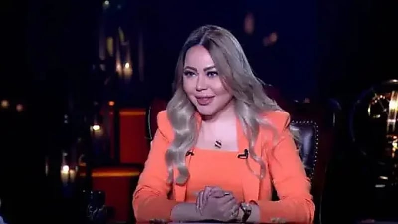 أسما إبراهيم : الدعم المالي ساعدني في البداية لكن نجاحي اعتمد على الموهبة  ..  فيديو