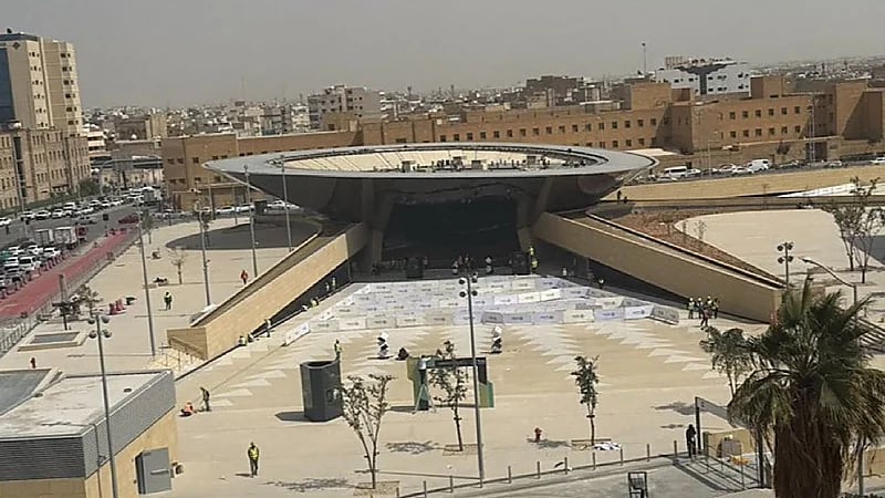 استعدادات مكثفة قبل افتتاح محطة قصر الحكم غدًا الأربعاء ..صور