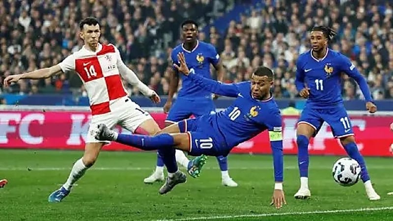 فرنسا تقصي كرواتيا وتضرب موعدًا مع إسبانيا في نصف النهائي