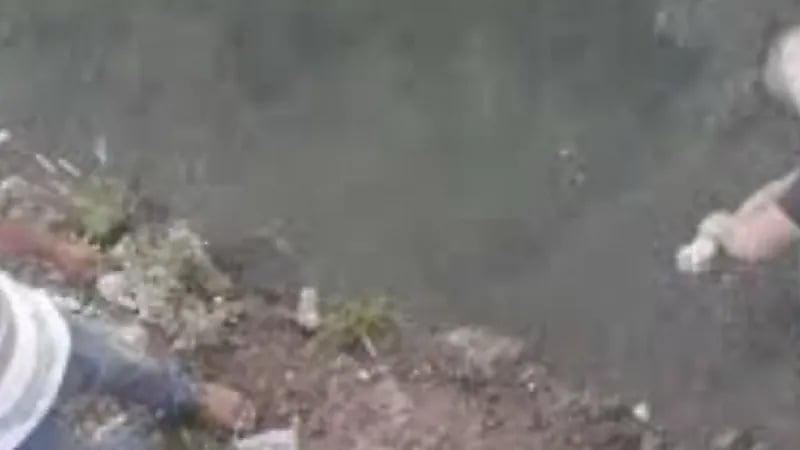 شاب يقتل زوجته ويلقي جثتها بمصرف مياه