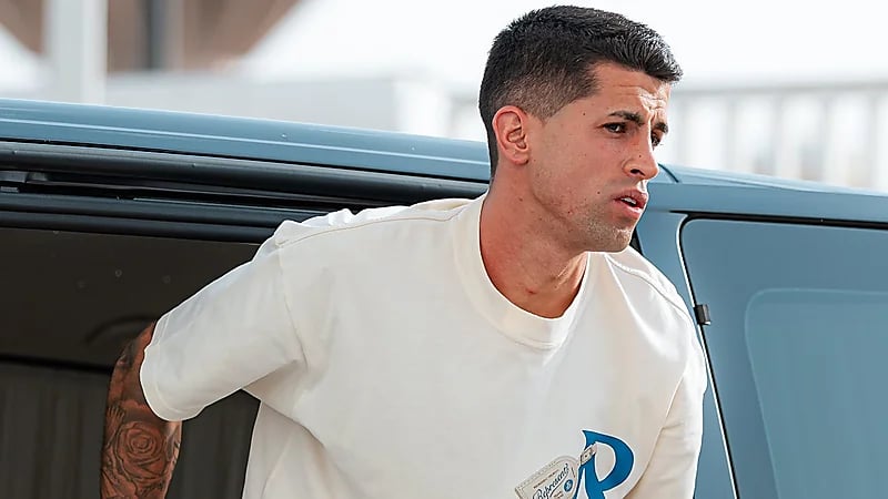 كانسيلو يعود إلى المشاركة في التدريبات الجماعية .. صور