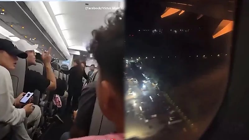 إلغاء هبوط طائرة أمريكية بعد تعطل أحد محركاتها..فيديو