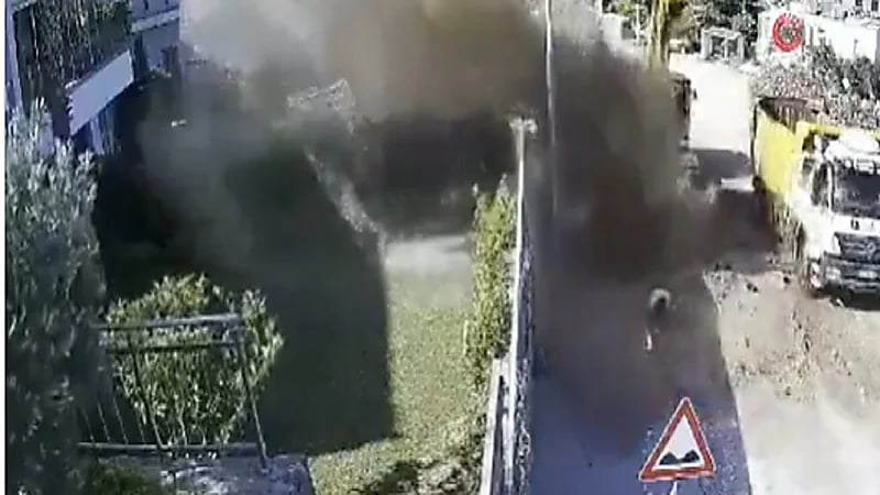 طريقة غش جديدة لإخفاء عطل الإيرباق بالسيارة .. فيديو