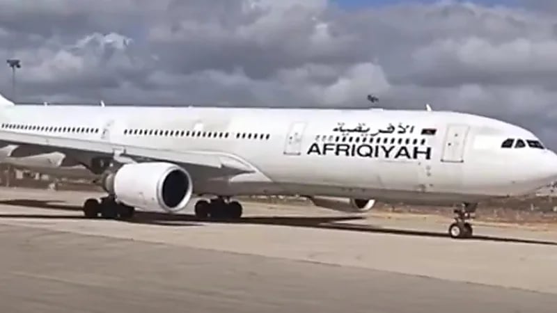 طائرة الخطوط الإفريقية تعود لخدمة الحجاج.. فيديو