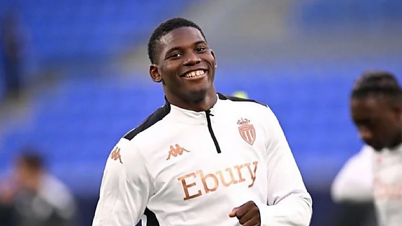 أندية روشن تفاوض مهاجم موناكو