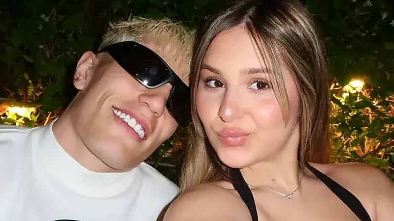 أليخاندرو غارناتشو يهرب مع صديقته إلى روما والنصر يجهز عرضًا له  .. صور