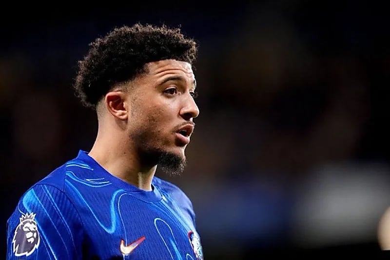 سانتي أونا ينفي مفاوضات الهلال مع سانشو: “لم أذكر ذلك إطلاقًا”