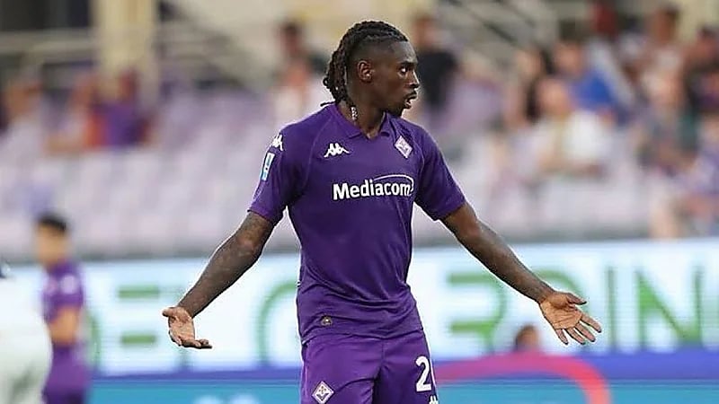 القادسية يسعى لخطف مهاجم فيورنتينا بـ15 مليون يورو