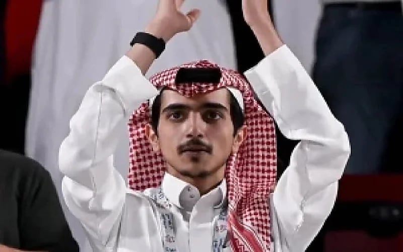 رسالة مؤثرة من المنجم بعد رحيله عن الشباب: "الله يكتب فيها الخير"