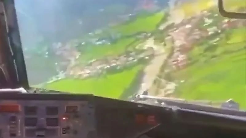 هبوط عنيف لطائرة يعيد الجدل حول ضرورة كاميرات المراقبة في قمرة القيادة..فيديو