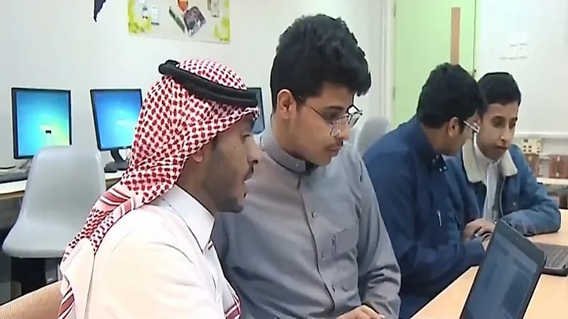 جمعية "جستن" تدرب 5 آلاف معلم ومعلمة جدد في 10 مدن.. فيديو