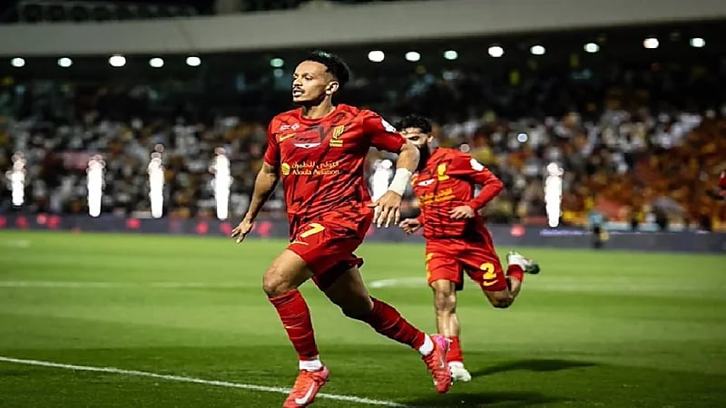 الأهلي يفاوض القادسية لضم العمار