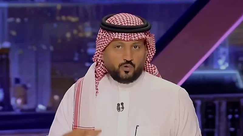 الحميدي: الاتحاد يدرس فسخ عقود فابينهو وكانتي والتخلي عن عوار .. فيديو