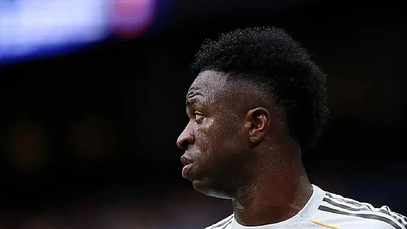 ريال مدريد يلوح بخيار الرحيل لفينيسيوس حال رفض التجديد