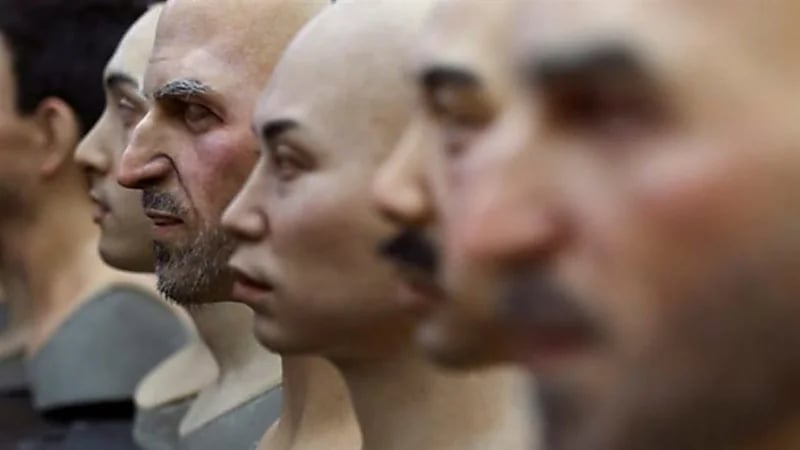 روبوت صيني يثير الجدل بتعبيرات وجه حقيقية.. فيديو